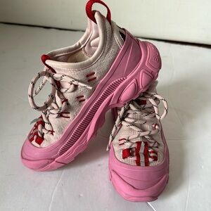 Burberry girls sneakers